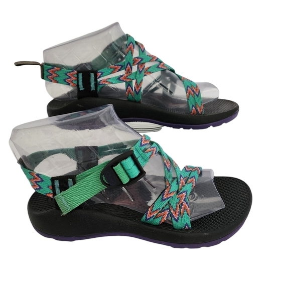 CHACO WOMENS ADJUSTABLE STRAP SANDAL - Picture 10 of 13